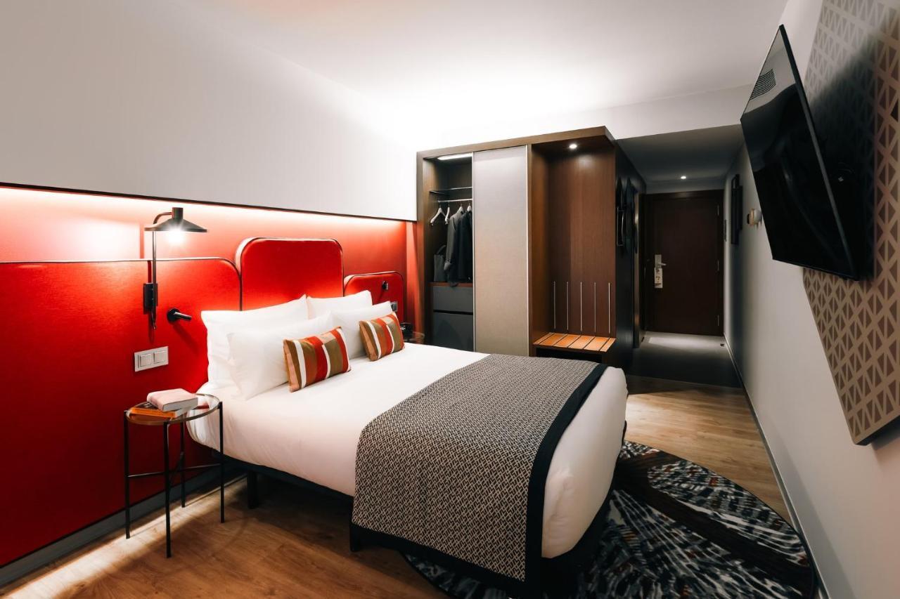 Hotel Indigo Barcelona Granvia Plaza Espana, An Ihg Hotel 外观 照片