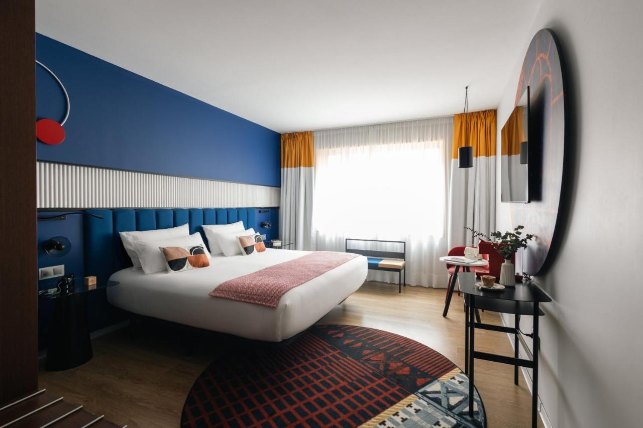 Hotel Indigo Barcelona Granvia Plaza Espana, An Ihg Hotel 外观 照片