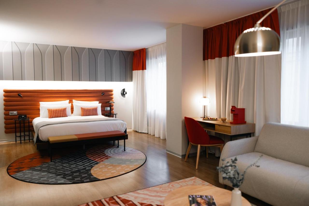 Hotel Indigo Barcelona Granvia Plaza Espana, An Ihg Hotel 外观 照片