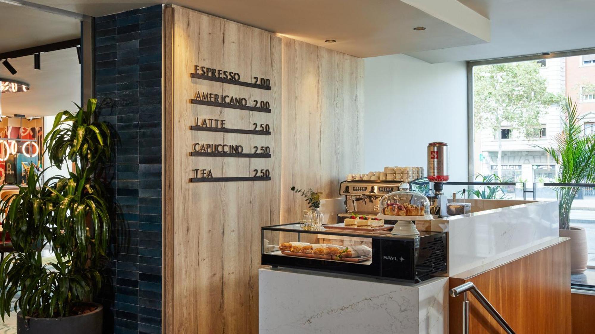 Hotel Indigo Barcelona Granvia Plaza Espana, An Ihg Hotel 外观 照片