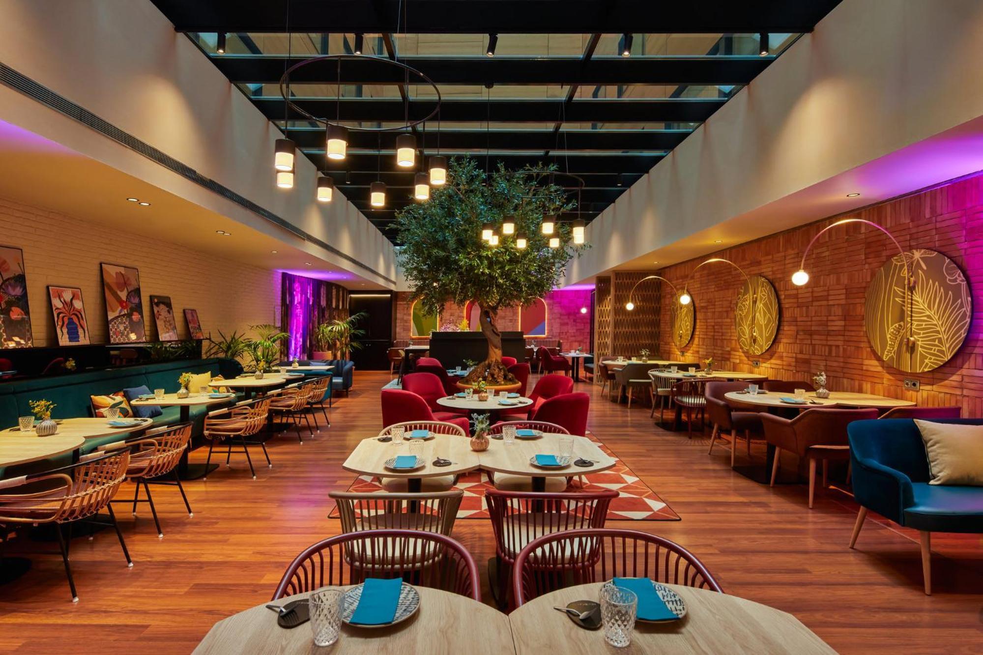 Hotel Indigo Barcelona Granvia Plaza Espana, An Ihg Hotel 外观 照片